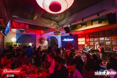 ภาพบรรยากาศงาน Budweiser Club presents Live Concert of Bowkylion ที่ Hidden Agenda — photo 10
