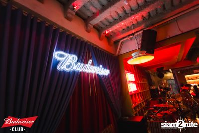 ภาพบรรยากาศงาน Budweiser Club presents Live Concert of Bowkylion ที่ Hidden Agenda — photo 13