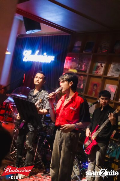 ภาพบรรยากาศงาน Budweiser Club presents Live Concert of Bowkylion ที่ Hidden Agenda — photo 15