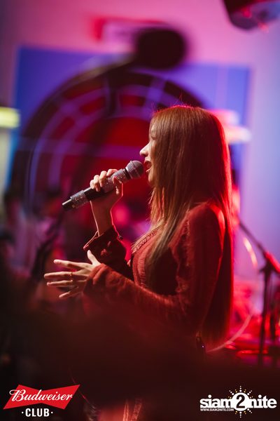 ภาพบรรยากาศงาน Budweiser Club presents Live Concert of Bowkylion ที่ Hidden Agenda — photo 96