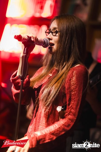 ภาพบรรยากาศงาน Budweiser Club presents Live Concert of Bowkylion ที่ Hidden Agenda — photo 140
