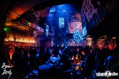 Jam ft. PRAESUN & CHIN CHINAWUT at Dope & Dirty — photo 42