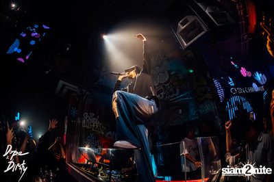 Jam ft. PRAESUN & CHIN CHINAWUT at Dope & Dirty — photo 78