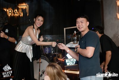 ภาพบรรยากาศงาน Silver Wolf presents Indigo Concert ที่ Viral Kaset — photo 20