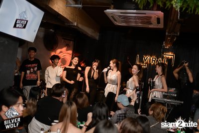 ภาพบรรยากาศงาน Silver Wolf presents Indigo Concert ที่ Viral Kaset — photo 73