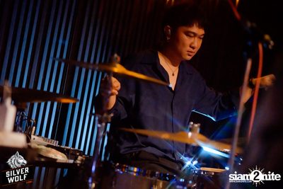ภาพบรรยากาศงาน Silver Wolf presents Indigo Concert ที่ Viral Kaset — photo 98
