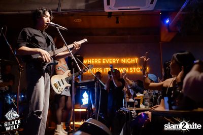 ภาพบรรยากาศงาน Silver Wolf presents Indigo Concert ที่ Viral Kaset — photo 115