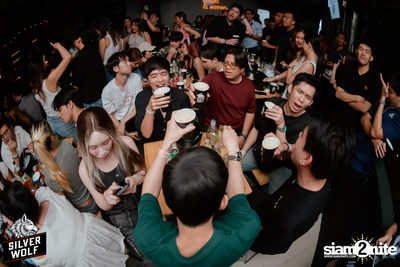 ภาพบรรยากาศงาน Silver Wolf presents Indigo Concert ที่ Viral Kaset — photo 149