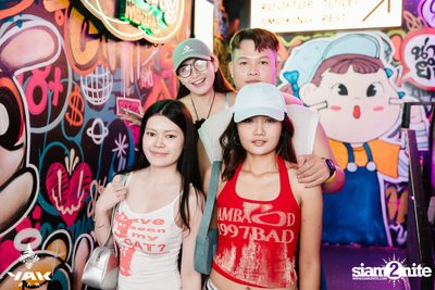 1Life Concert at Yak Bar — photo 4