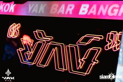 1Life Concert at Yak Bar — photo 6