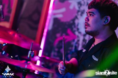 1Life Concert at Yak Bar — photo 11