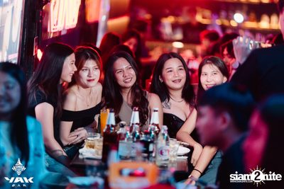 1Life Concert at Yak Bar — photo 25