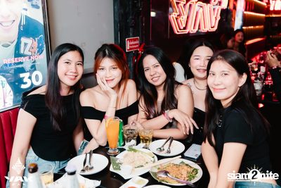 1Life Concert at Yak Bar — photo 26