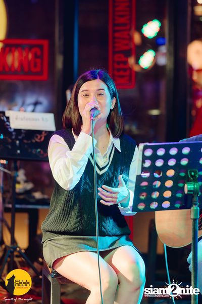 Ja Nongpanee Concert at Fullmoon Terrace and Bar — photo 13