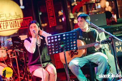 Ja Nongpanee Concert at Fullmoon Terrace and Bar — photo 15