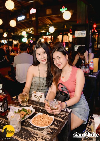 Ja Nongpanee Concert at Fullmoon Terrace and Bar — photo 23