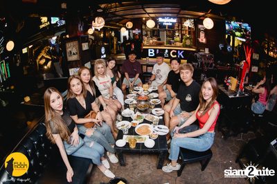 Ja Nongpanee Concert at Fullmoon Terrace and Bar — photo 24