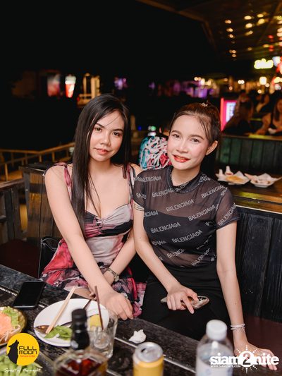 Ja Nongpanee Concert at Fullmoon Terrace and Bar — photo 30