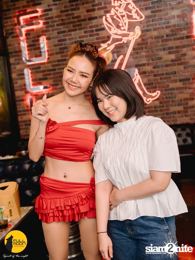 Ja Nongpanee Concert at Fullmoon Terrace and Bar — photo 40