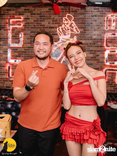 Ja Nongpanee Concert at Fullmoon Terrace and Bar — photo 44