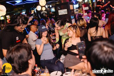 Ja Nongpanee Concert at Fullmoon Terrace and Bar — photo 68