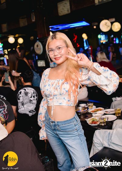 Ja Nongpanee Concert at Fullmoon Terrace and Bar — photo 161