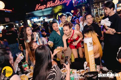Ja Nongpanee Concert at Fullmoon Terrace and Bar — photo 167