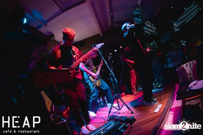ภาพบรรยากาศคอนเสิร์ต Hard Boy Concert ที่ HEAP Viphavadee — photo 38