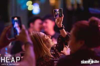 ภาพบรรยากาศคอนเสิร์ต Hard Boy Concert ที่ HEAP Viphavadee — photo 96