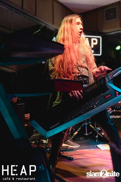 ภาพบรรยากาศคอนเสิร์ต Hard Boy Concert ที่ HEAP Viphavadee — photo 101