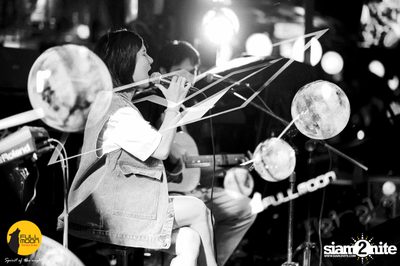 Ink Waruntorn concert at Fullmoon Terrace & Bar — photo 7