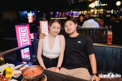 Ink Waruntorn concert at Fullmoon Terrace & Bar — photo 27