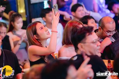 Ink Waruntorn concert at Fullmoon Terrace & Bar — photo 54