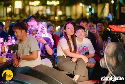 Ink Waruntorn concert at Fullmoon Terrace & Bar — photo 55