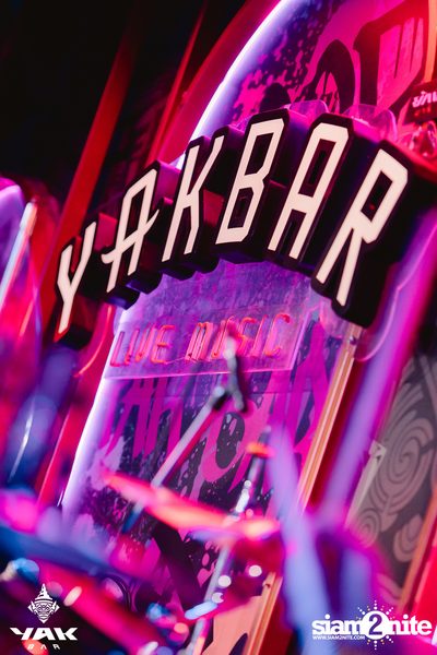 Friday Night at Yak Bar  — photo 9