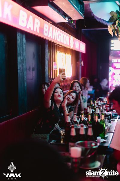 Friday Night at Yak Bar  — photo 21