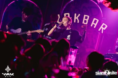 Friday Night at Yak Bar  — photo 31
