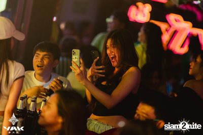 Friday Night at Yak Bar  — photo 49
