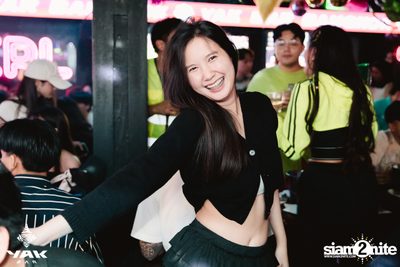 Friday Night at Yak Bar  — photo 59