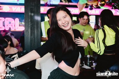 Friday Night at Yak Bar  — photo 61
