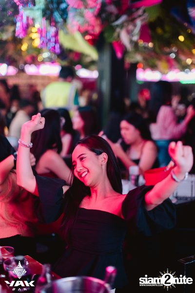 Friday Night at Yak Bar  — photo 75