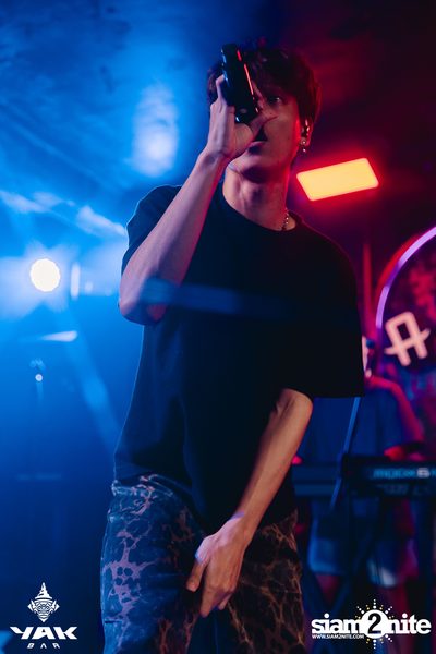 Friday Night at Yak Bar  — photo 86
