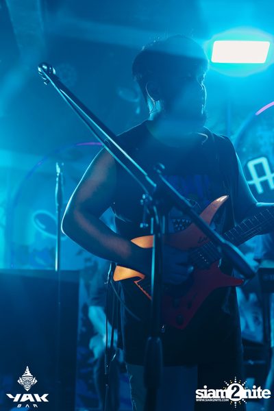 Friday Night at Yak Bar  — photo 91