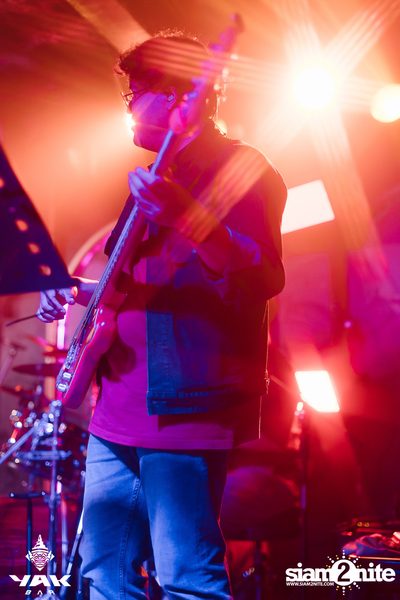 Saturday Night at Yak Bar — photo 144