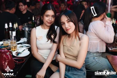 Saturday Night at Yak Bar — photo 54
