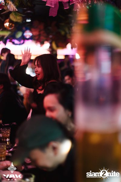 Saturday Night at Yak Bar — photo 56