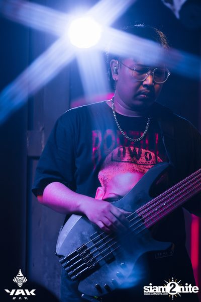 Saturday Night at Yak Bar — photo 58