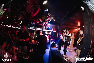 Saturday Night at Yak Bar — photo 71