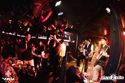 Saturday Night at Yak Bar — photo 193