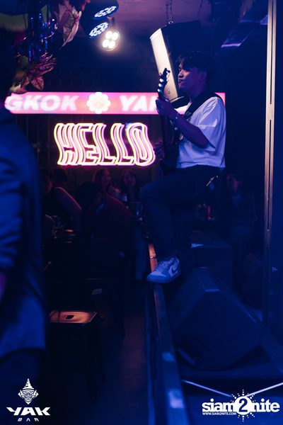 Saturday Night at Yak Bar — photo 74